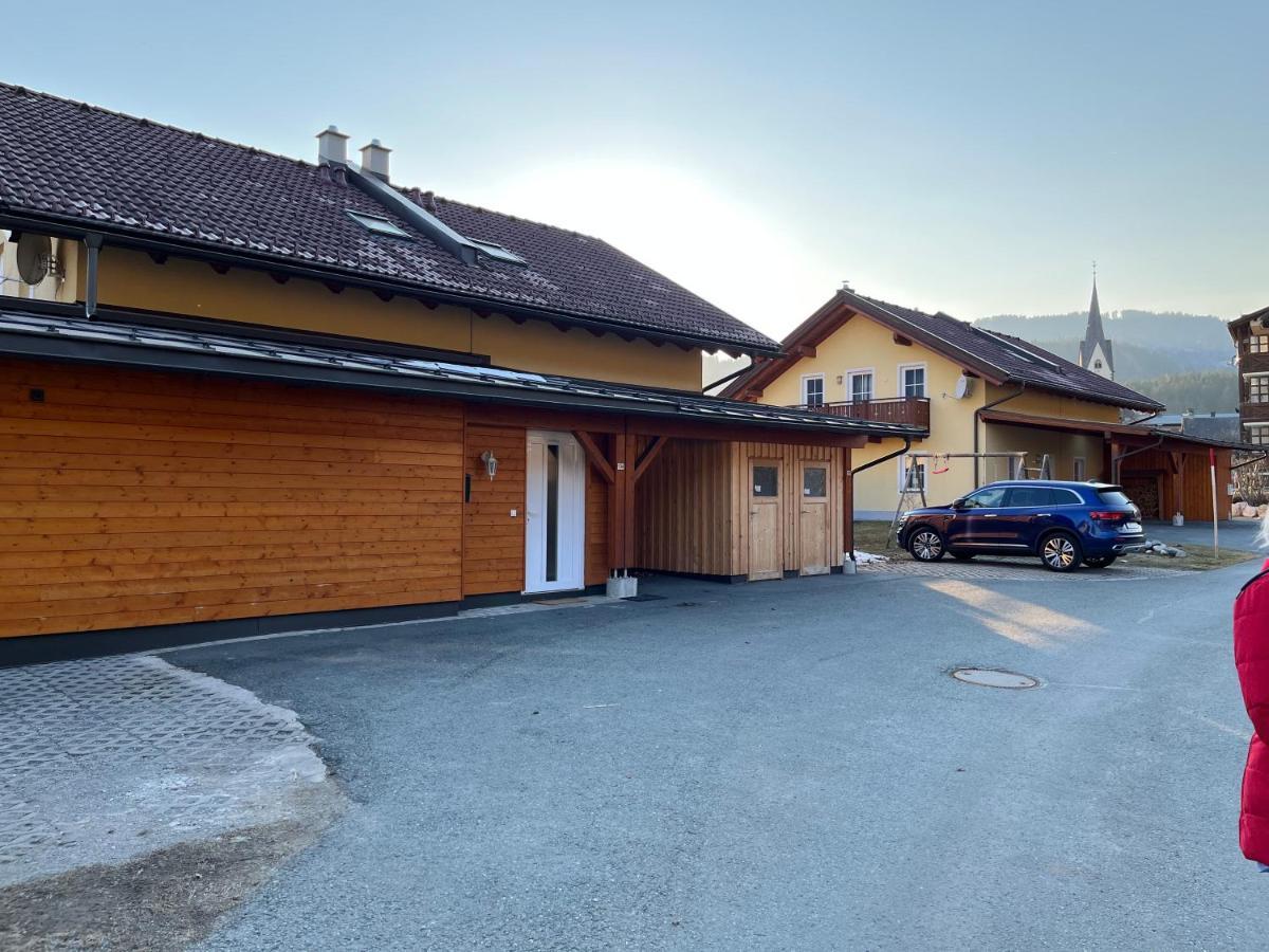Sonnenchalet Mit Sauna Kotschach-Mauthen Eksteriør bilde