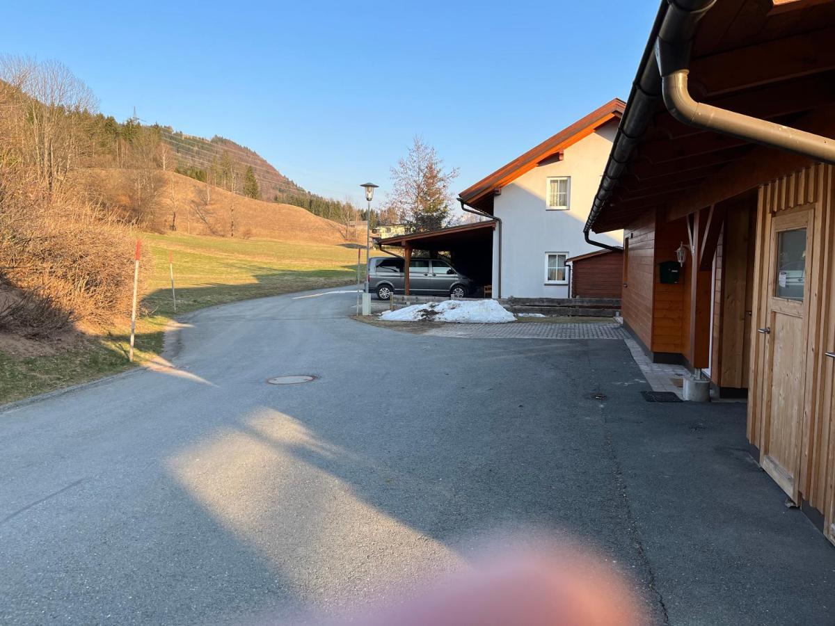 Sonnenchalet Mit Sauna Kotschach-Mauthen Eksteriør bilde