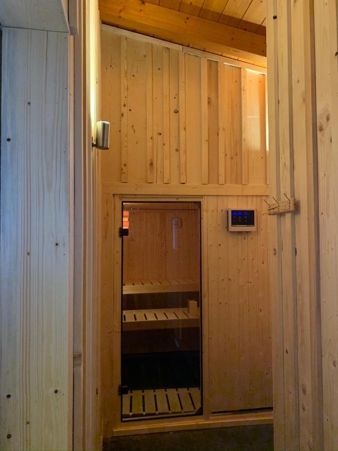 Sonnenchalet Mit Sauna Kotschach-Mauthen Eksteriør bilde